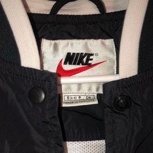 Vtg Nike Black White LS Crop Jacket
